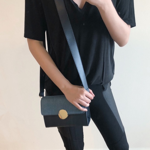 MOVING SALE (to 2/5) denim look small box bag - Picture 5 of 8